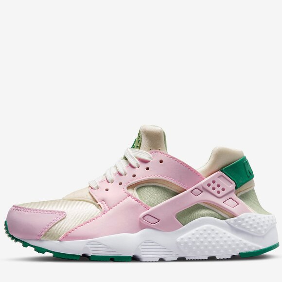 Nike Huarache Run SE (GS) "Strawberry Shortcake". Brand New. Kids Size: 6.5y. - Picture 1 of 6